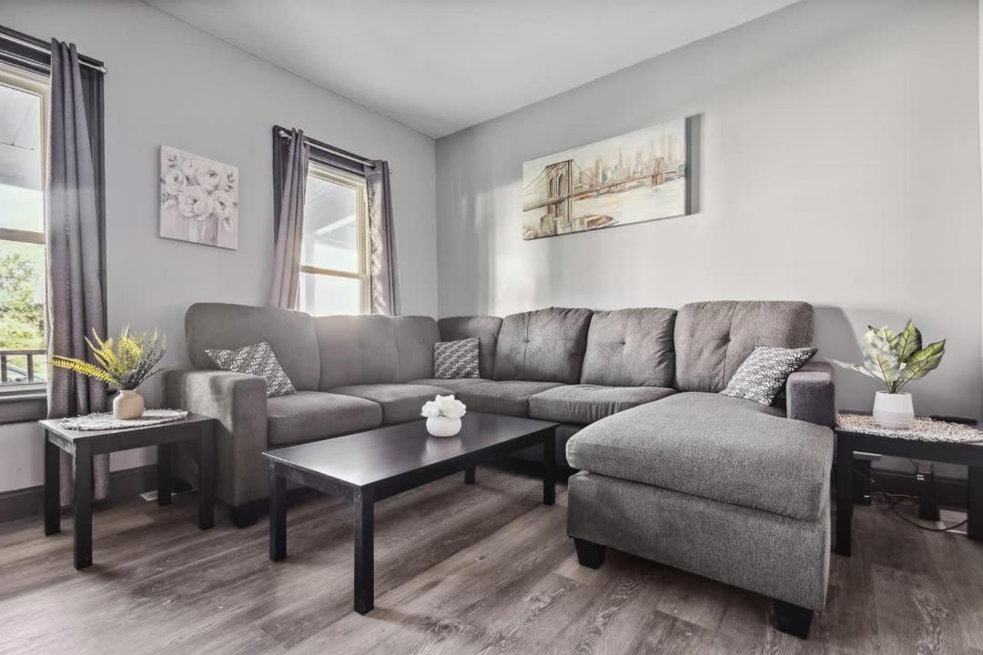 Spacious 6Br 2Ba Minutes For The Falls & Casino Niagara Falls Exterior foto