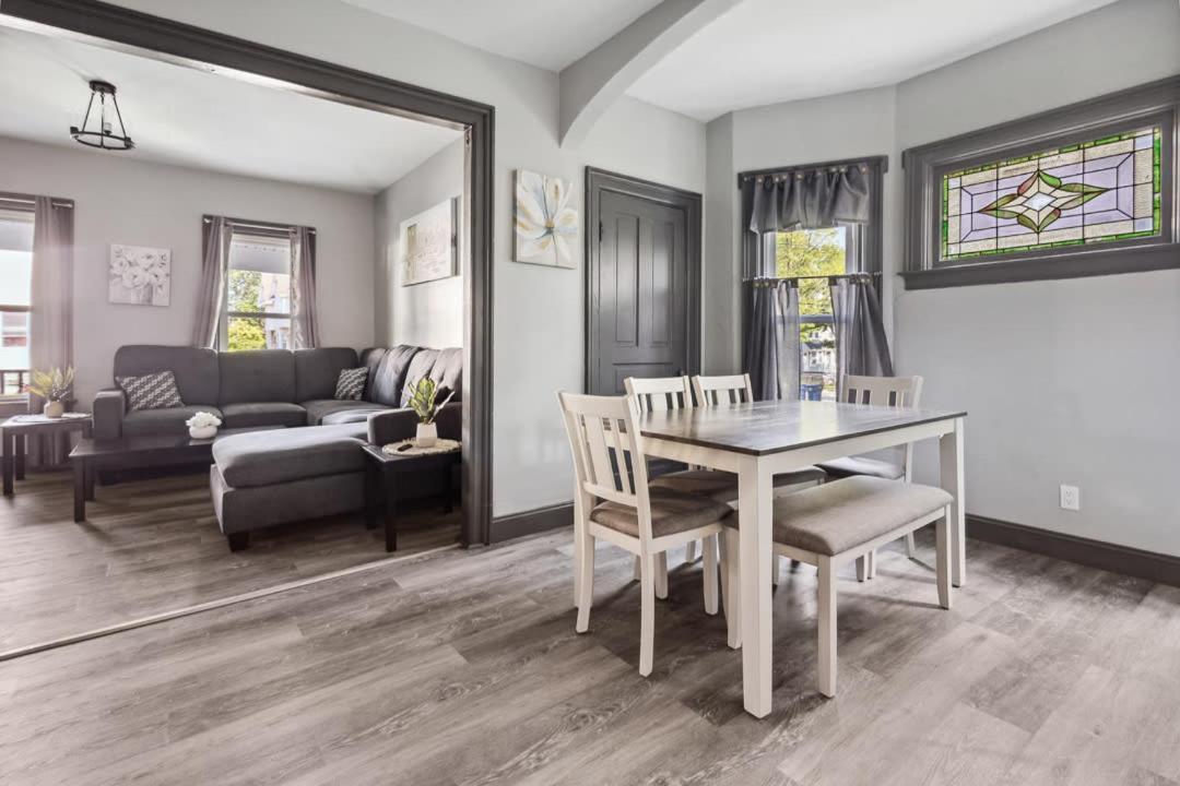 Spacious 6Br 2Ba Minutes For The Falls & Casino Niagara Falls Exterior foto